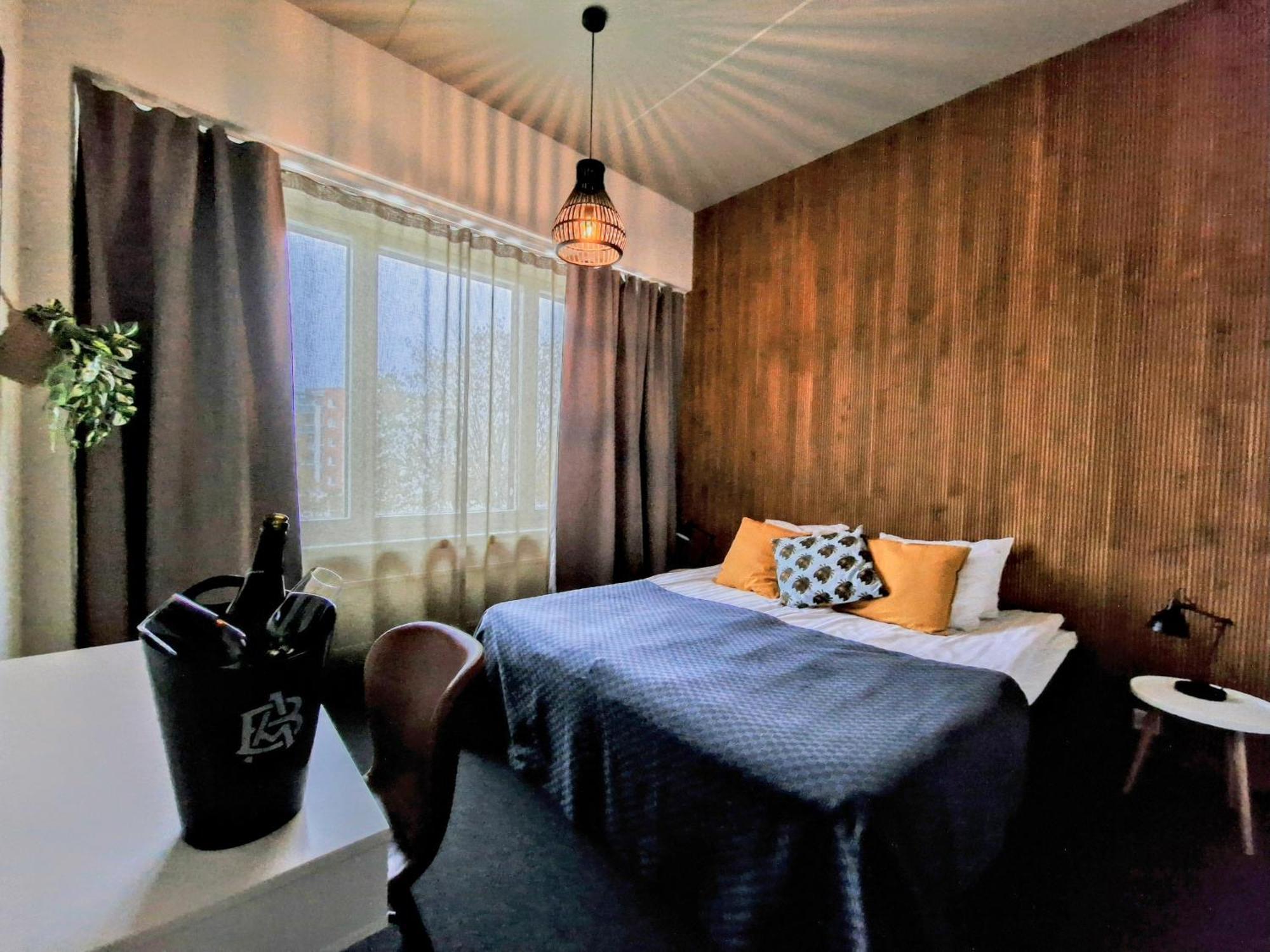 Hotel Seurahuone Riihimaeki Exteriör bild